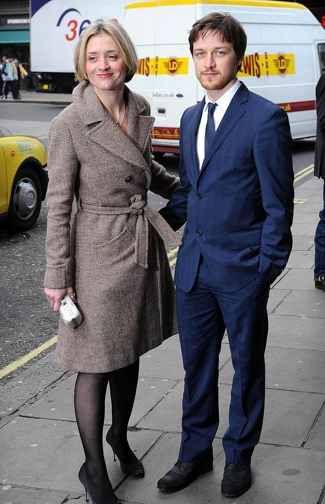 Звезда "Людей Икс" поддержал бывшую жену, опубликовав ее трогательное заявление в четверг.