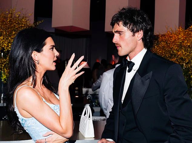 Кендалл Дженнер и Джейкоб Элорди вместе с февраля, благодаря Кайли Дженнер и Тимоти Шаламе