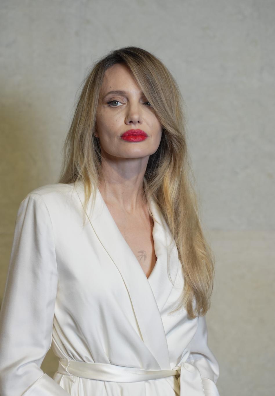 Анджелина Джоли посетила мероприятие Tom Ford в Шанхае.