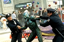 Николас Кейдж отказался от знаковых ролей в фильме «Человек-паук» 2002 года и комедии «Тупой и еще тупее» 1994 года, однако не сожалеет об этом