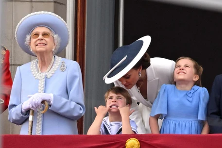 Принц Луи в очередной раз стал звездой парада Trooping the Colour в субботу 2026 года