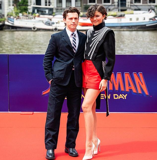 [img-191015]