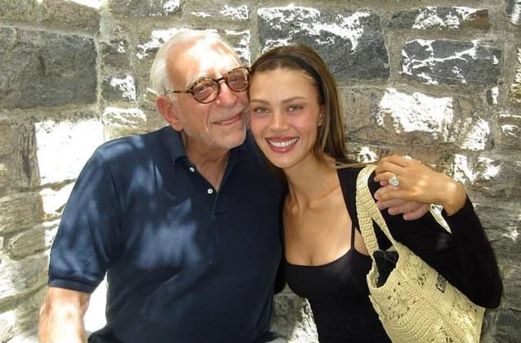 Бруклин Бекхэм хранит молчание после примирительного жеста отца