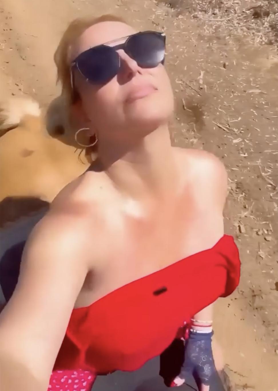 Упс! Она сделала это снова