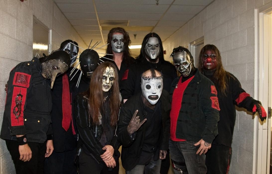 Гитарист Slipknot Джим Рут поделился загадочной запиской с фанатами после сообщений об увольнении его коллеги по группе Сида Уилсона из легендарной хэви-метал группы