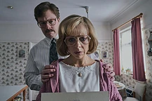 Бел Паули, звезда нового сериала «Гарри Поттер», выступила против противоречивых взглядов Дж.К. Роулинг на трансгендерность