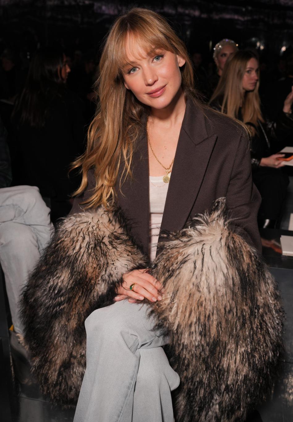 Дженнифер Лоуренс на показе Dior.