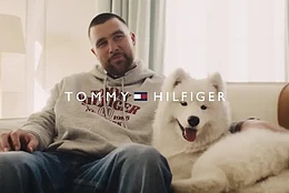 Собака Тейлор Свифт и Трэвиса Келси снялась в рекламе Tommy Hilfiger